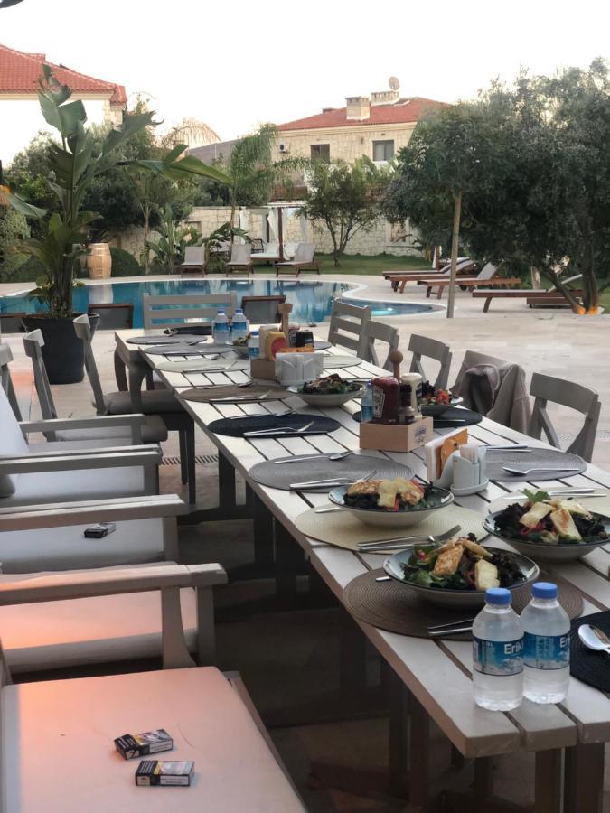 Triangulo Hotel Alacati Exterior photo