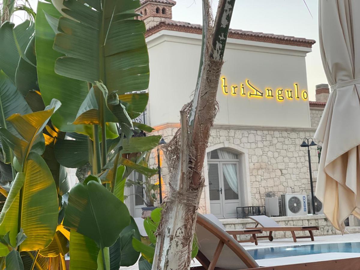 Triangulo Hotel Alacati Exterior photo