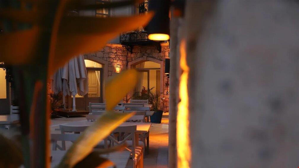 Triangulo Hotel Alacati Exterior photo